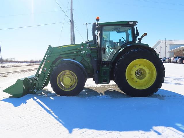 Image of John Deere 6R 155 equipment image 2