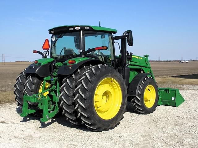 Image of John Deere 6R 155 equipment image 4