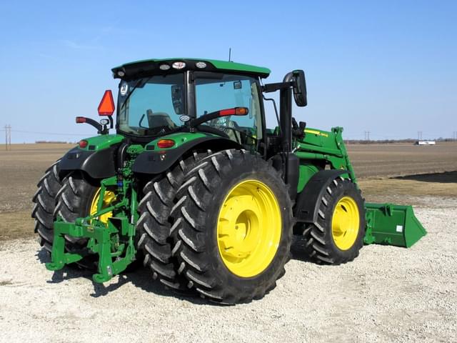 Image of John Deere 6R 155 equipment image 4