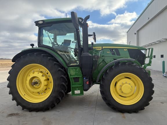 Image of John Deere 6R 155 equipment image 3
