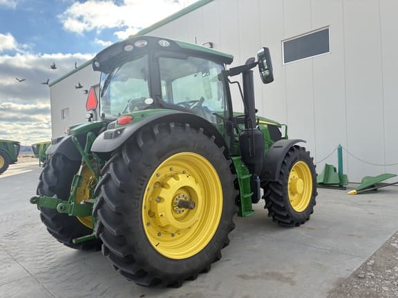 Image of John Deere 6R 155 equipment image 4