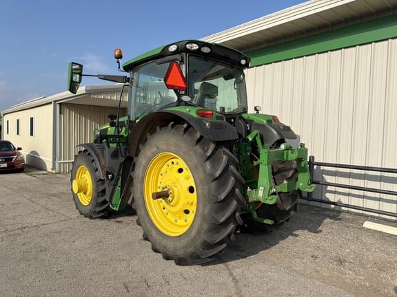 Image of John Deere 6R 155 equipment image 4