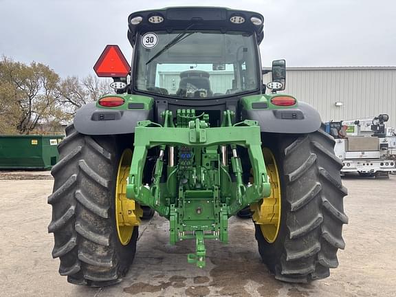 Image of John Deere 6R 155 equipment image 4