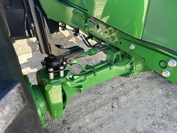 Image of John Deere 6R 155 equipment image 4