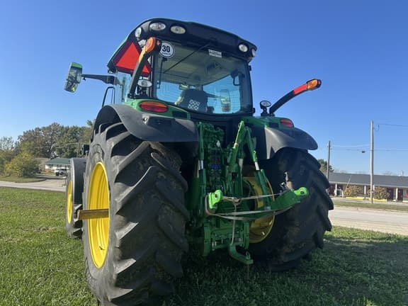 Image of John Deere 6R 155 equipment image 2