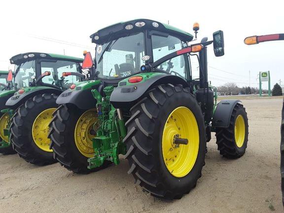 Image of John Deere 6R 155 equipment image 3