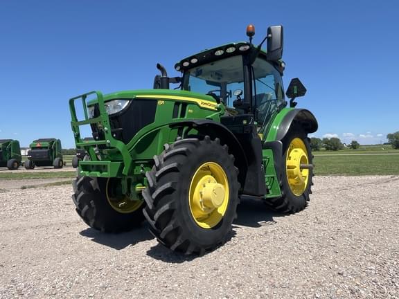 Image of John Deere 6R 155 equipment image 2