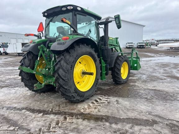 Image of John Deere 6R 155 equipment image 4
