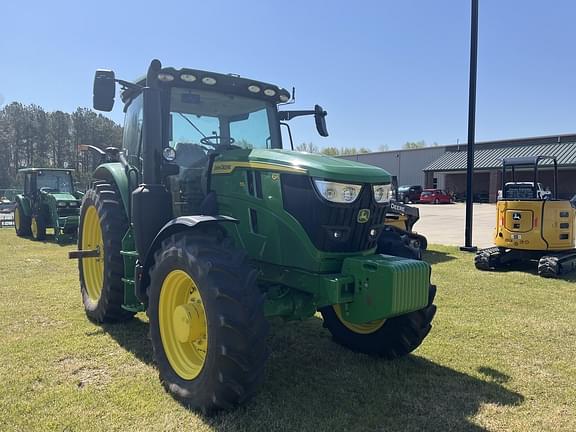 Image of John Deere 6R 155 equipment image 4