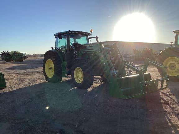 Image of John Deere 6R 155 equipment image 1