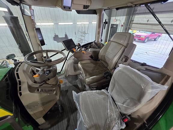 Image of John Deere 6R 155 equipment image 3
