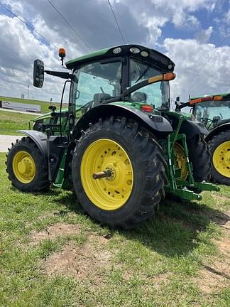 Image of John Deere 6R 155 equipment image 2