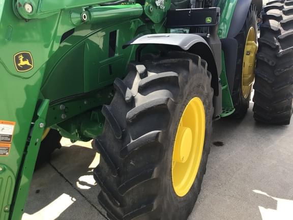 Image of John Deere 6R 155 equipment image 3