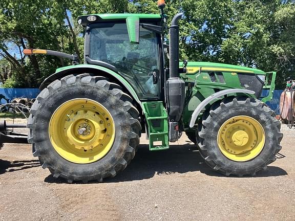 Image of John Deere 6R 155 equipment image 3