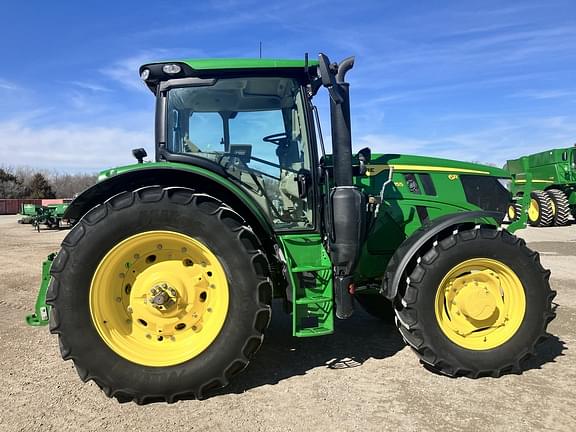 Image of John Deere 6R 155 equipment image 3