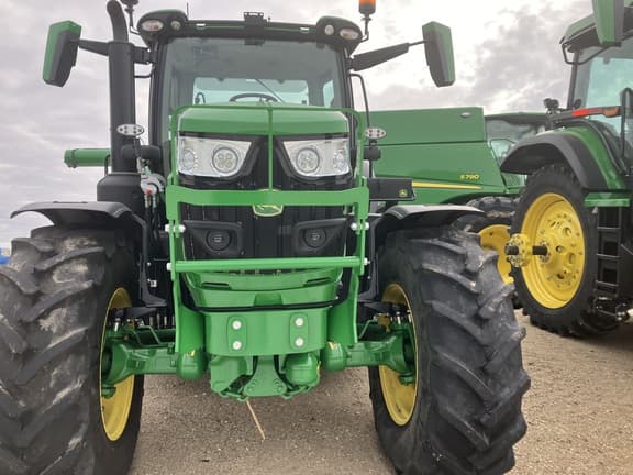 Image of John Deere 6R 155 equipment image 4