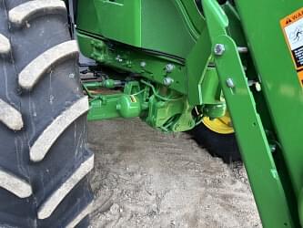Image of John Deere 6R 155 equipment image 4