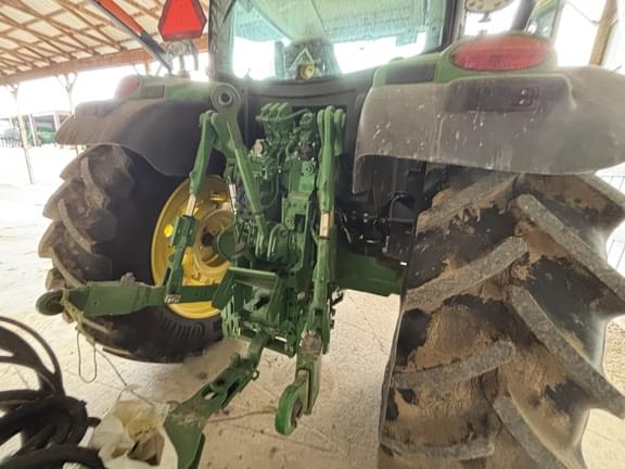 Image of John Deere 6R 155 equipment image 4