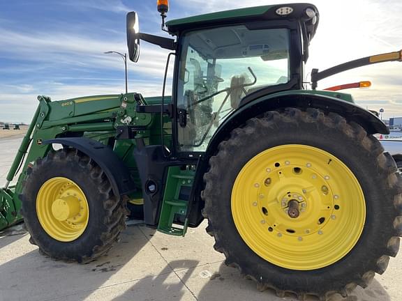 Image of John Deere 6R 155 equipment image 2