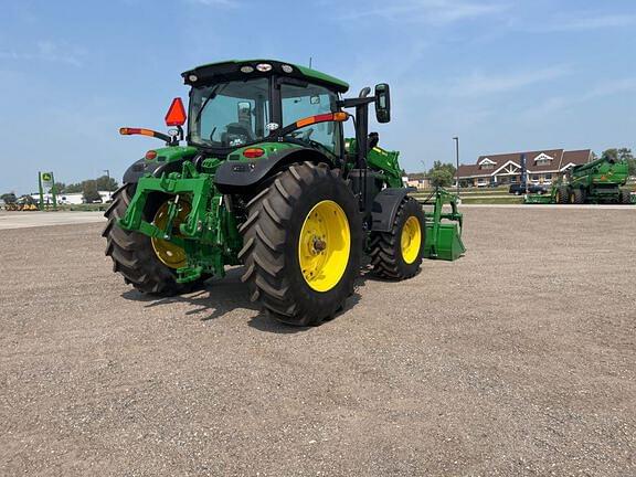 Image of John Deere 6R 155 equipment image 4