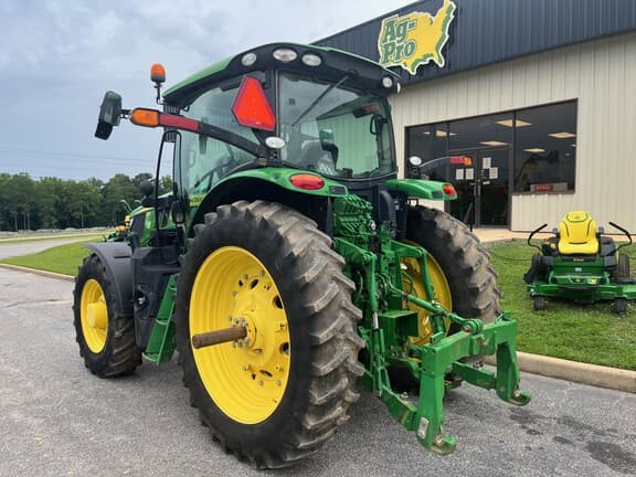 Image of John Deere 6R 155 equipment image 2