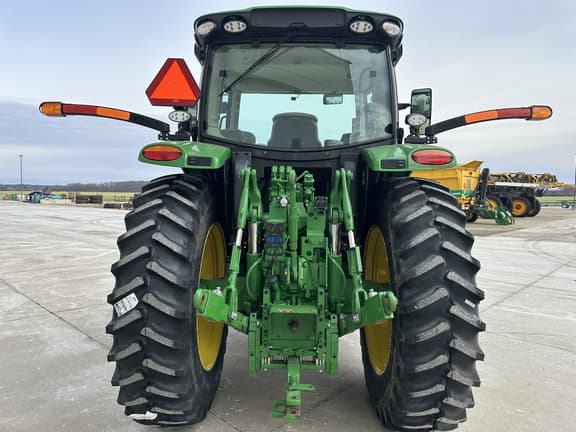 Image of John Deere 6R 155 equipment image 3