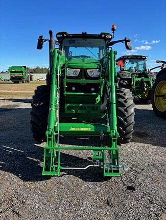 Image of John Deere 6R 155 equipment image 1