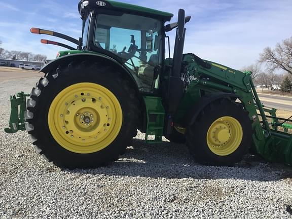 Image of John Deere 6R 155 equipment image 3