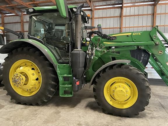 Image of John Deere 6R 155 equipment image 2