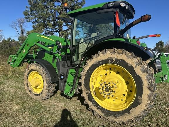 Image of John Deere 6R 155 equipment image 2