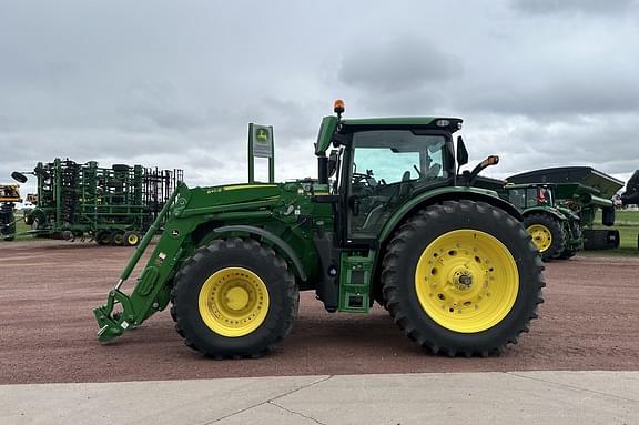 Image of John Deere 6R 155 equipment image 4