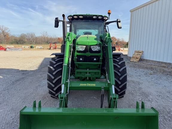Image of John Deere 6R 155 equipment image 2