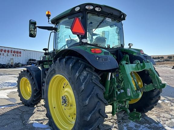 Image of John Deere 6R 155 equipment image 4