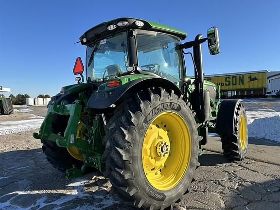 Image of John Deere 6R 155 equipment image 4