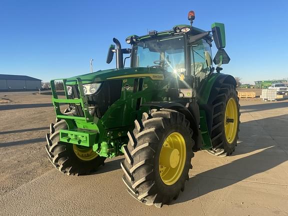 Image of John Deere 6R 155 equipment image 1