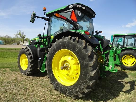 Image of John Deere 6R 155 equipment image 2