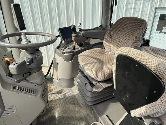 Image of John Deere 6R 155 equipment image 3