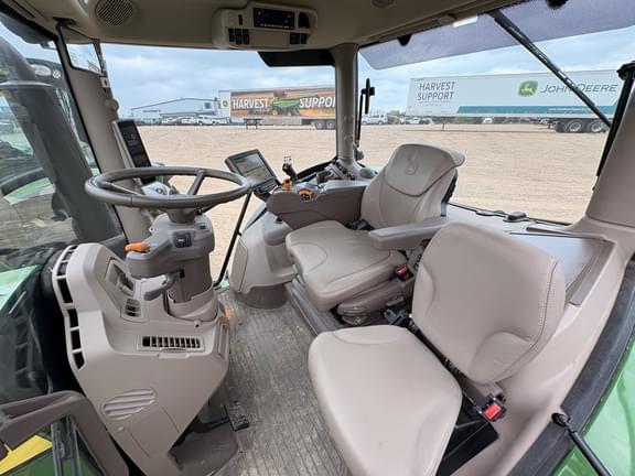 Image of John Deere 6R 155 equipment image 4