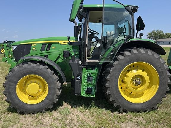 Image of John Deere 6R 155 equipment image 4