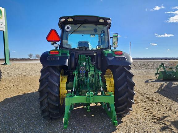 Image of John Deere 6R 155 equipment image 2