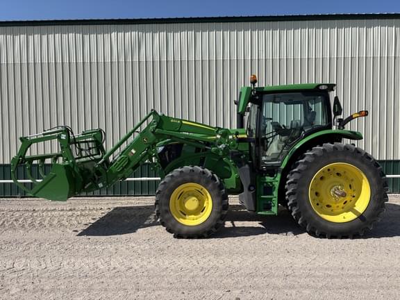 Image of John Deere 6R 155 equipment image 1