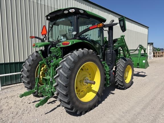 Image of John Deere 6R 155 equipment image 4