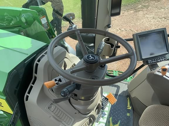 Image of John Deere 6R 155 equipment image 1