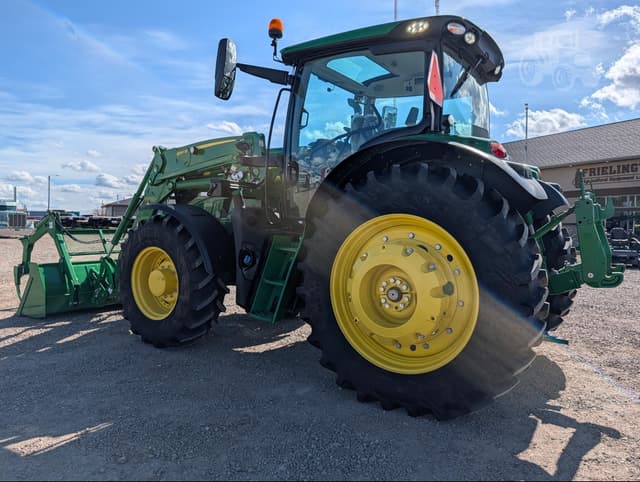 Image of John Deere 6R 165 equipment image 2
