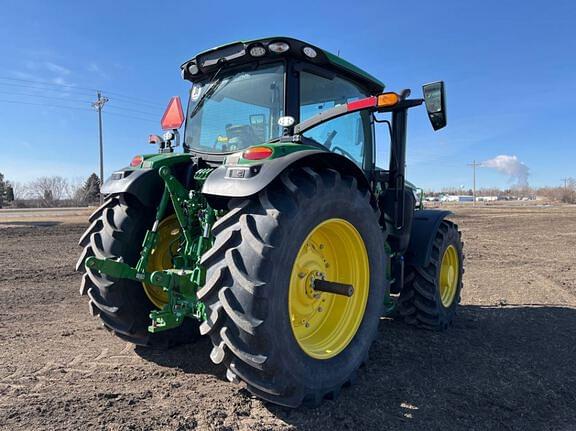 Image of John Deere 6R 165 equipment image 4