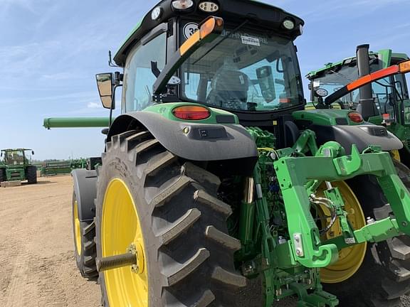 Image of John Deere 6R 165 equipment image 4