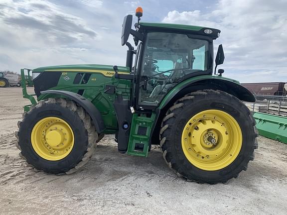 Image of John Deere 6R 165 Primary image