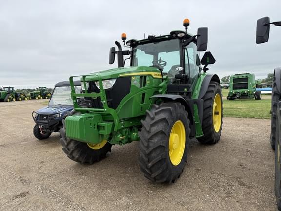 Image of John Deere 6R 165 equipment image 4