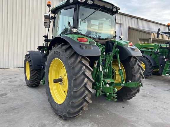 Image of John Deere 6R 165 equipment image 3