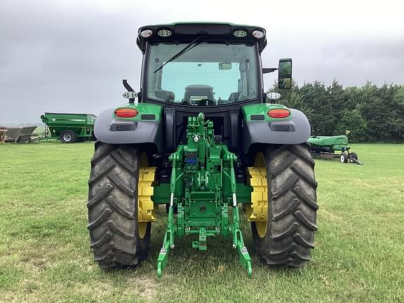Image of John Deere 6R 165 equipment image 4